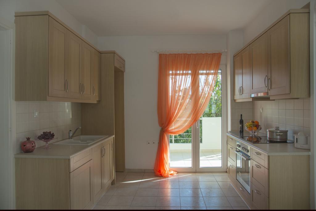 Georgia'S Family Apartment Iraklio Eksteriør billede